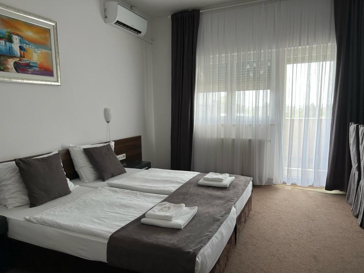 Rooms Laguna Sesvete Exterior foto