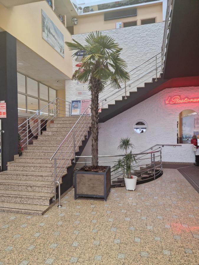 Rooms Laguna Sesvete Exterior foto
